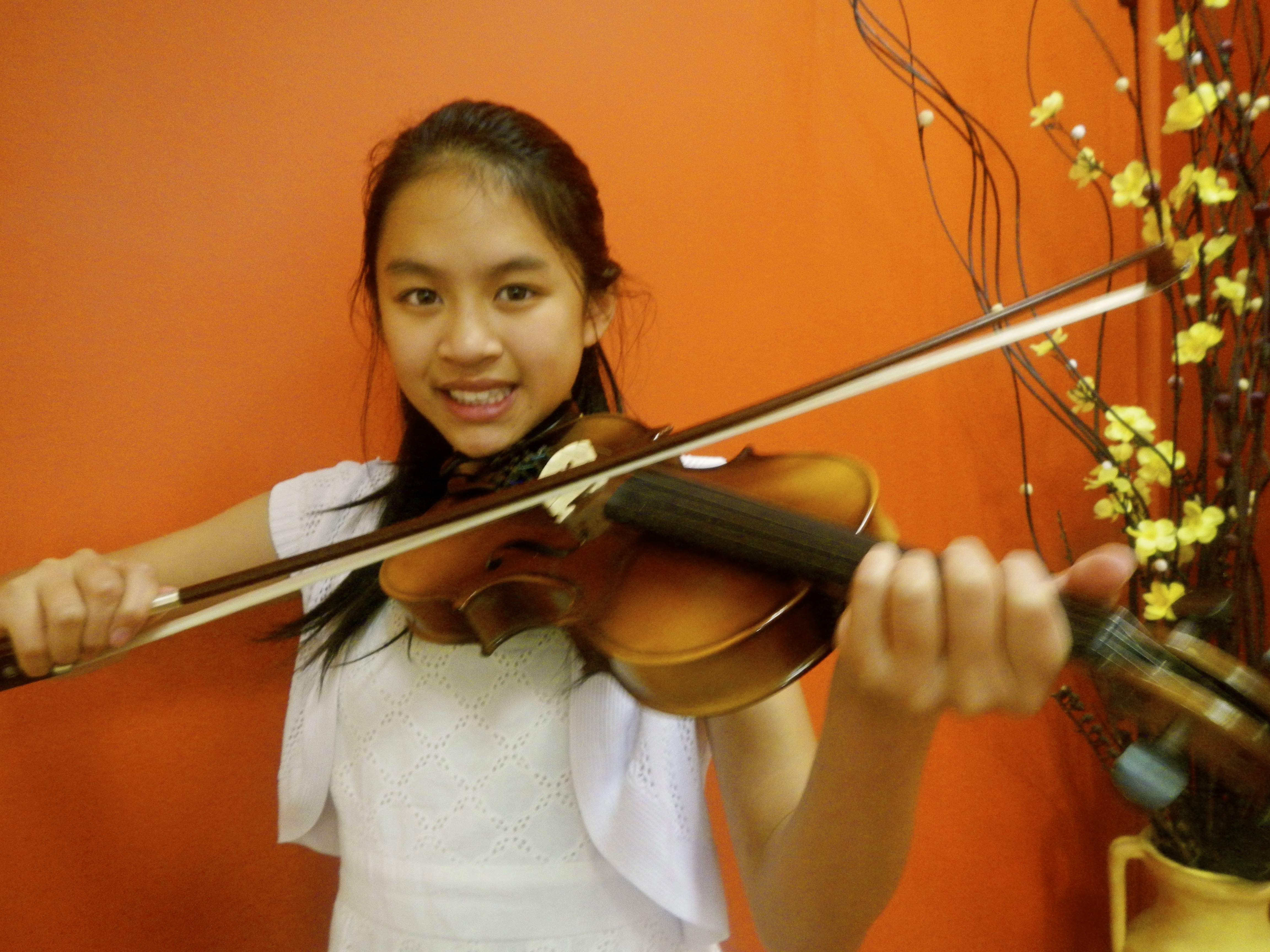 1 Kimberly playing Violin